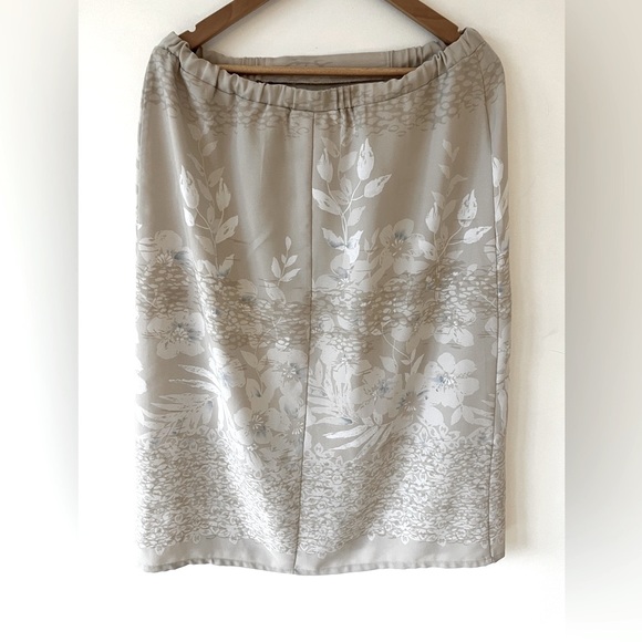 Midi floral skirt - Picture 2 of 5